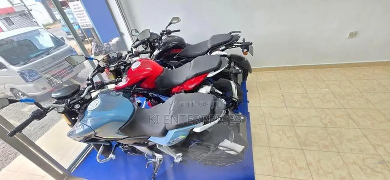 Bajaj Pulsar N160 Premium 2026