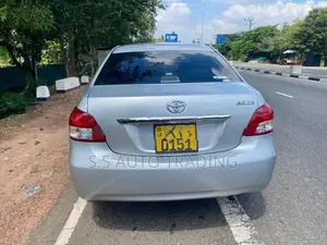 Toyota Belta S GRADE 2010