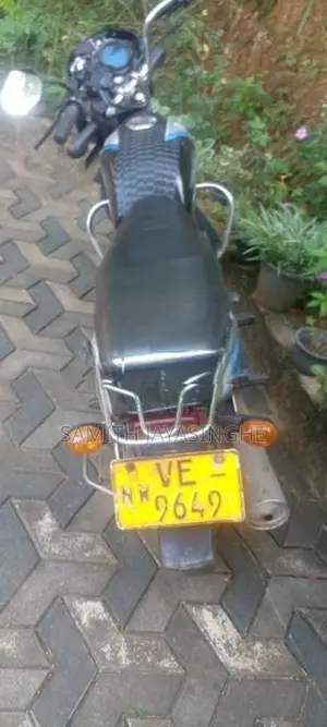 Bajaj CT100 2009