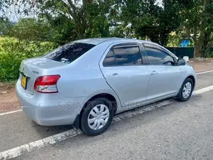Toyota Belta S GRADE 2010