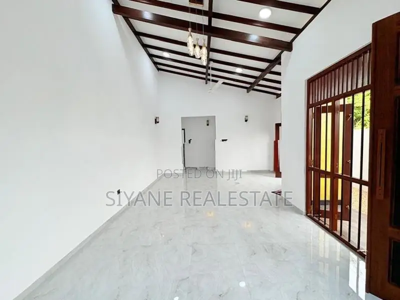 Brand New Single House for Sale in Thalahena