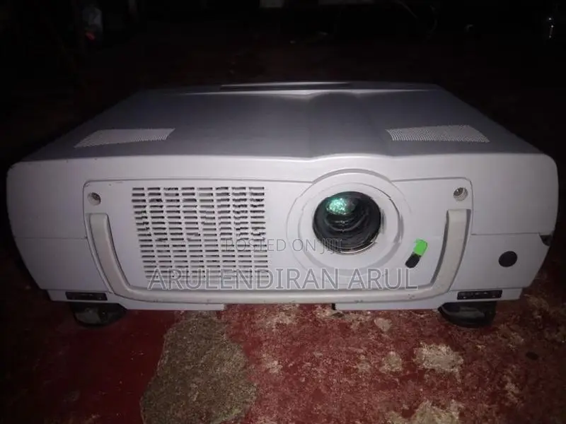 Multi Meadia Projector