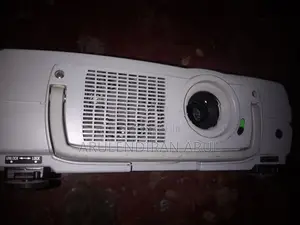Multi Meadia Projector
