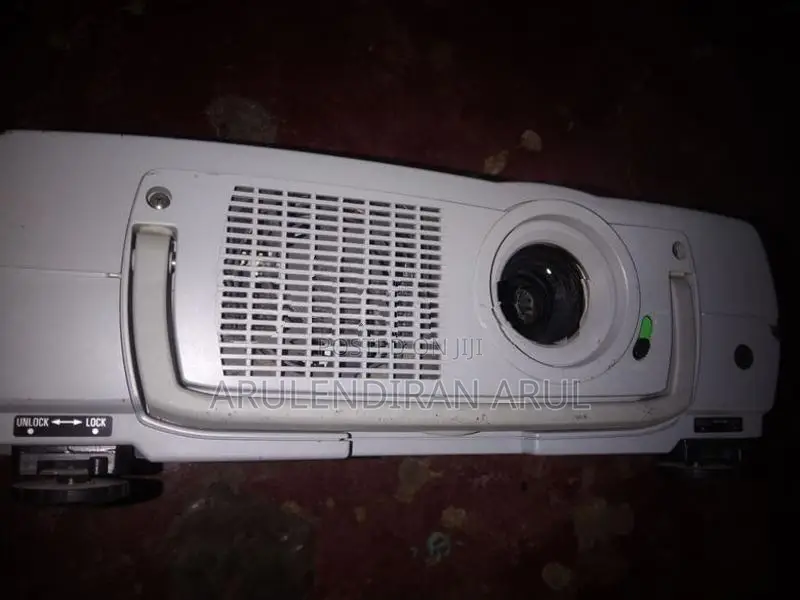 Multi Meadia Projector