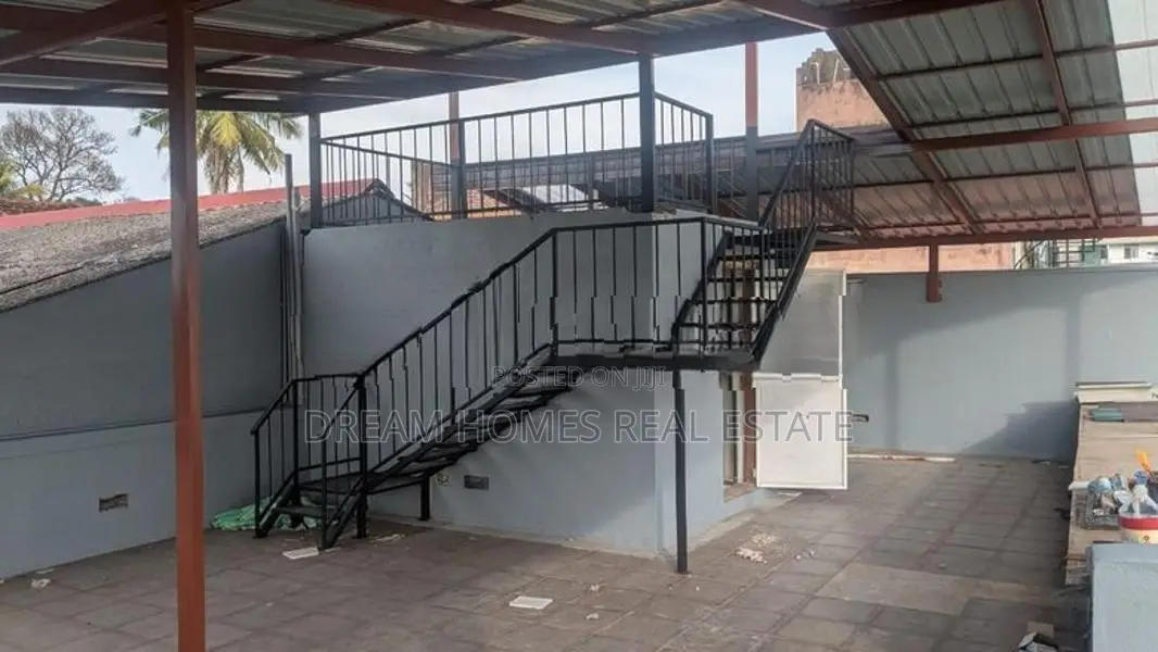Stand Alone 2 Storey House for Rent Thalawathugoda