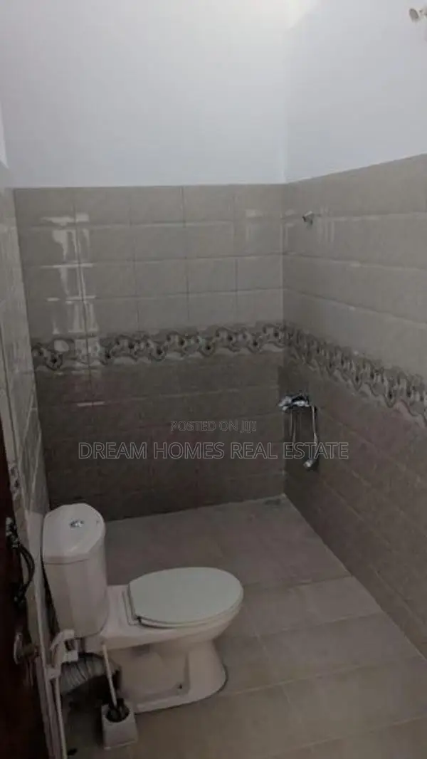 Stand Alone 2 Storey House for Rent Thalawathugoda