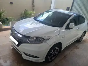 Honda Vezel 2016
