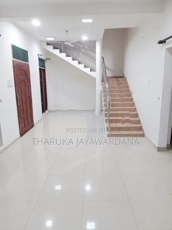 Two Story House for Rent Maharagama