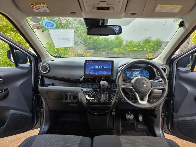 Mitsubishi EK Custom X Cross 2024