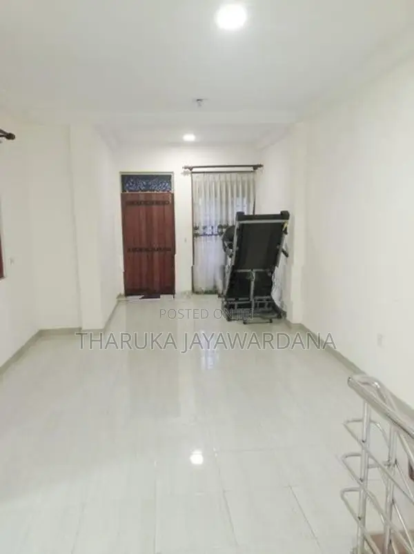 Two Story House for Rent Maharagama