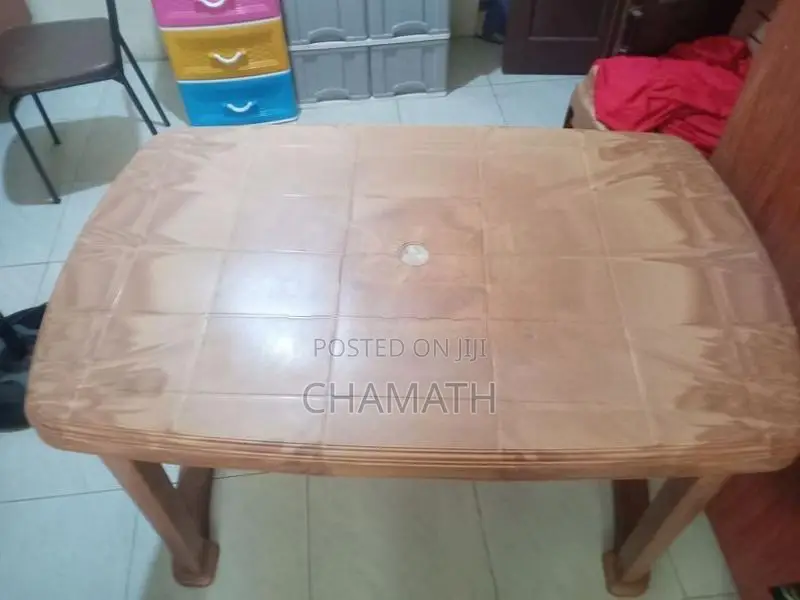 Four Chairs with A Table (plastic)
