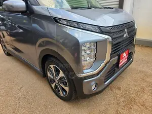 Mitsubishi EK Custom X Cross 2024