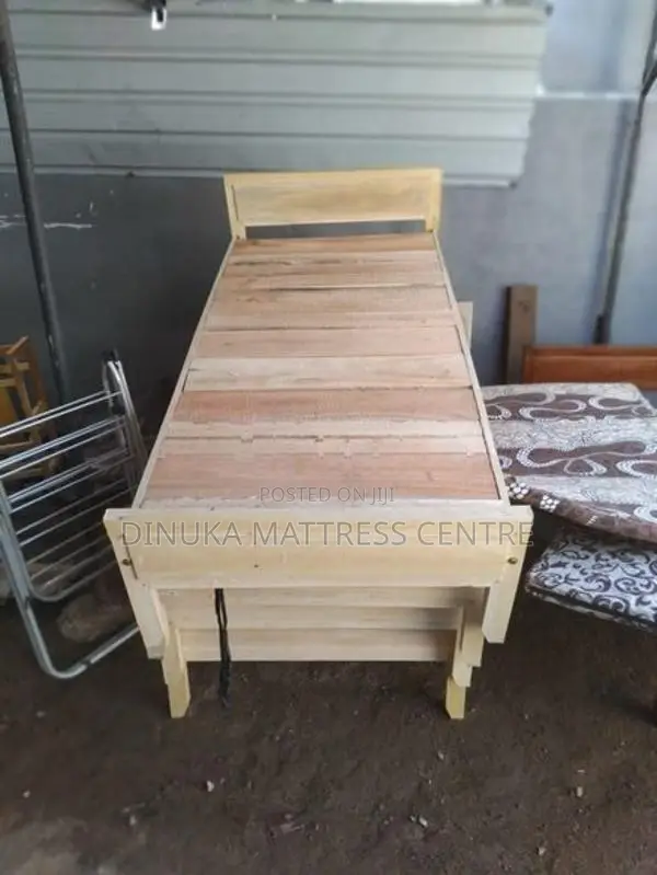 Bed with mattress 6×3ft