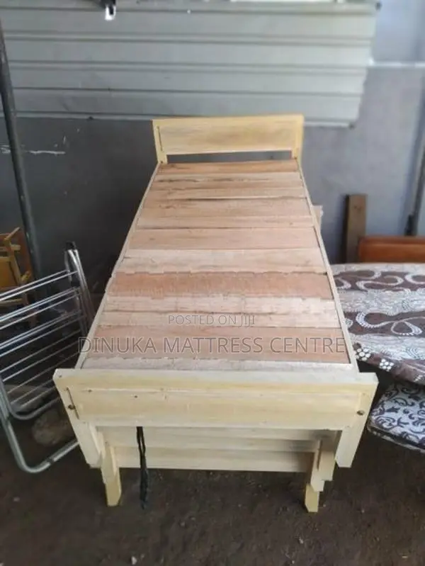 Bed with mattress 6×3ft