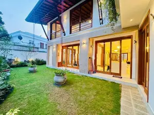 Ultra-Luxury Mansion for Sale in Jayanthipura, Battaramulla