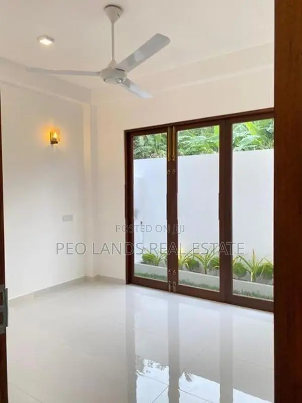 (MH459) Brand New Modern 2 Storey House for Sale in Athurugiriya