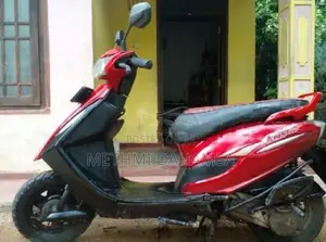 Bajaj Kristal 2009