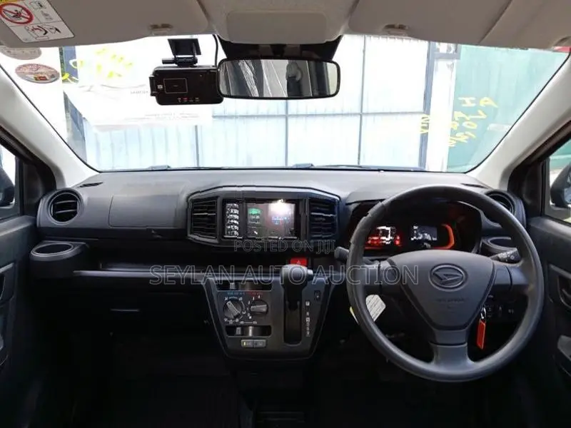 Daihatsu Mira L SA3, 2024