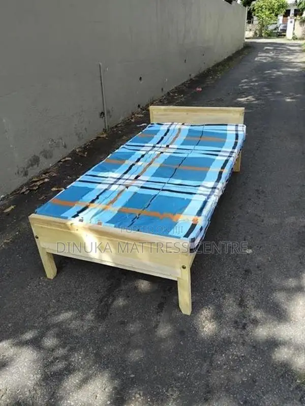Single Bed With Mattress 6×3