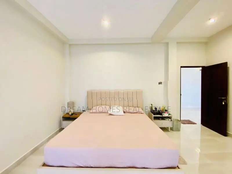 Brand New Luxury Modern Home for Sale in Athurugiriya