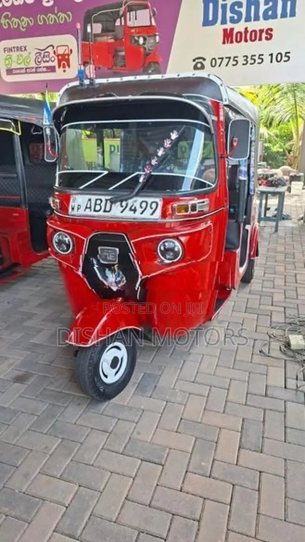 Bajaj RE 4Stroke 2015
