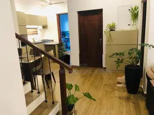 Luxury 3-Story Residence for Sale in Kahathuduwa