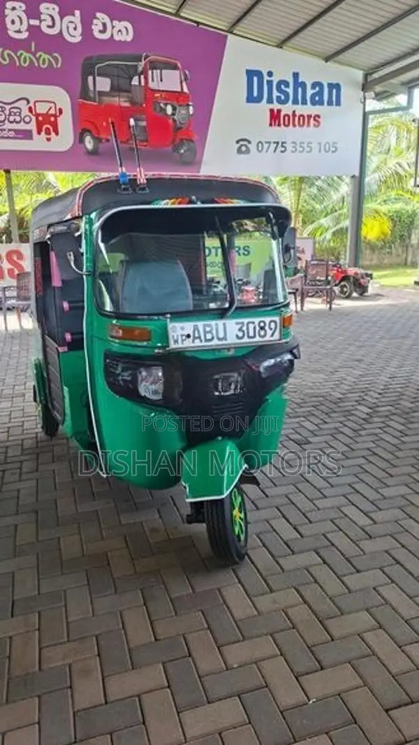 Bajaj RE 4 Stroke 2019