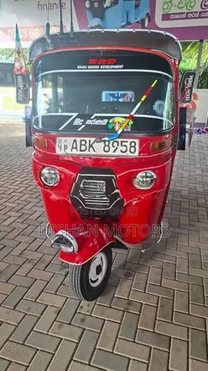 Bajaj RE 4Stroke 2016