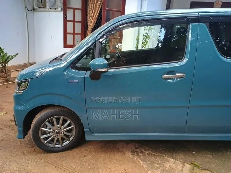 Suzuki Wagon R Custom Z 2023