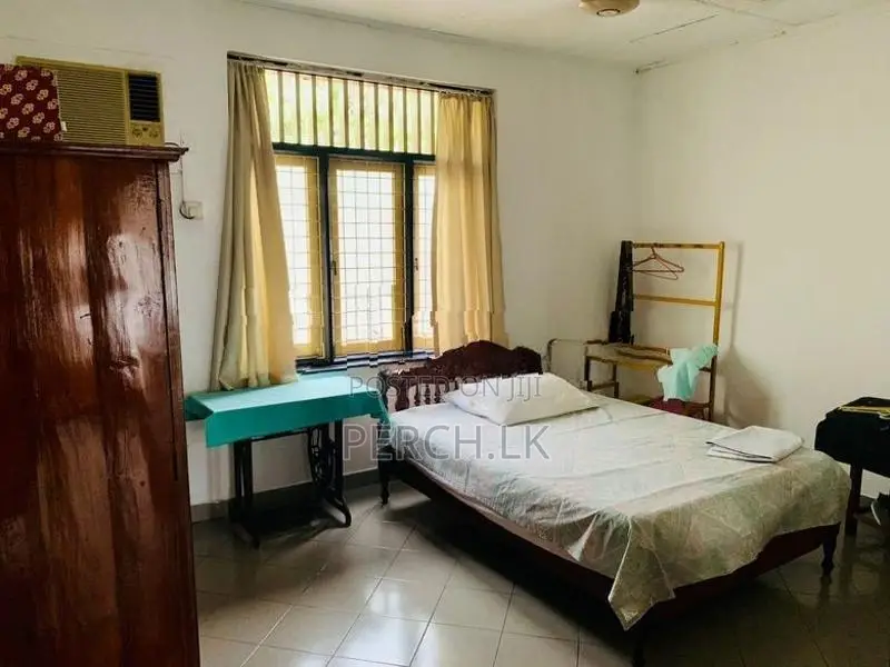 House with Annexe for Sale in Nugegoda