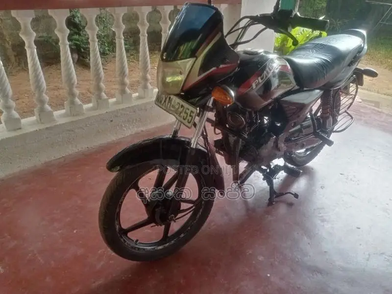 Bajaj Platina 125 2011