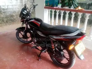 Bajaj Platina 125 2011