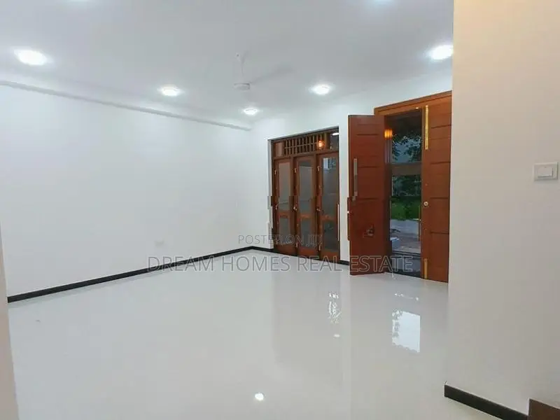 Architecture Designed Luxury Modern House for Sale – Piliyandala