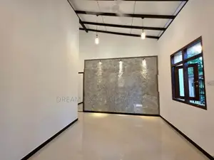 Modern Architect-Designed Single Storey House for Sale – Diyagama