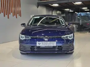 Volkswagen Golf eTSI 2023