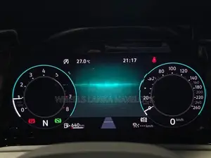 Volkswagen Golf eTSI 2023
