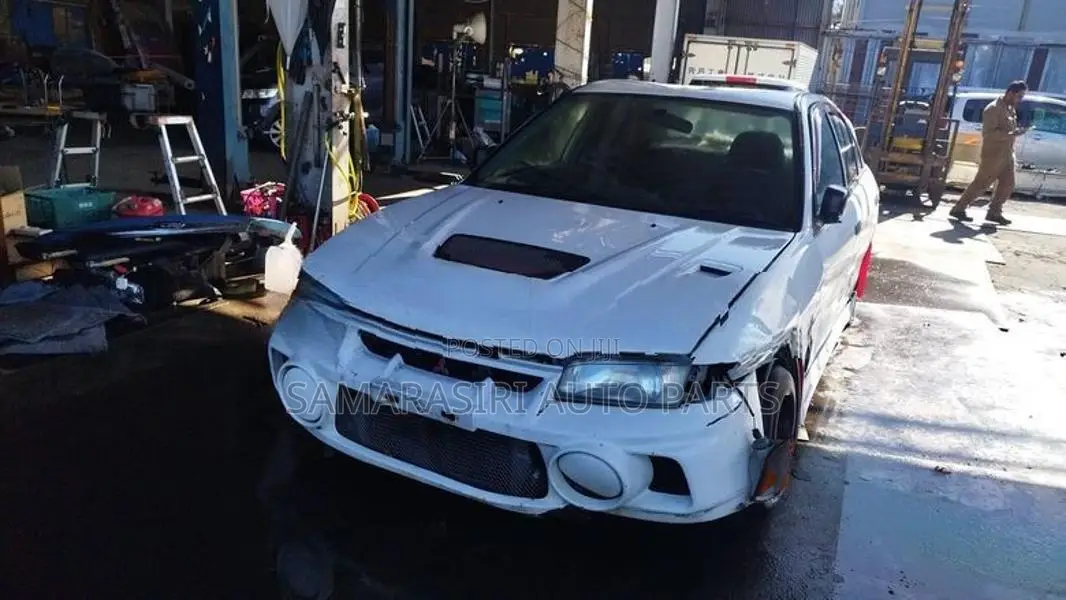 Mitsubishi Lancer Evo 4 Convertion for Parts