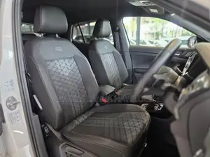 Volkswagen T-Cross R-Line 2024