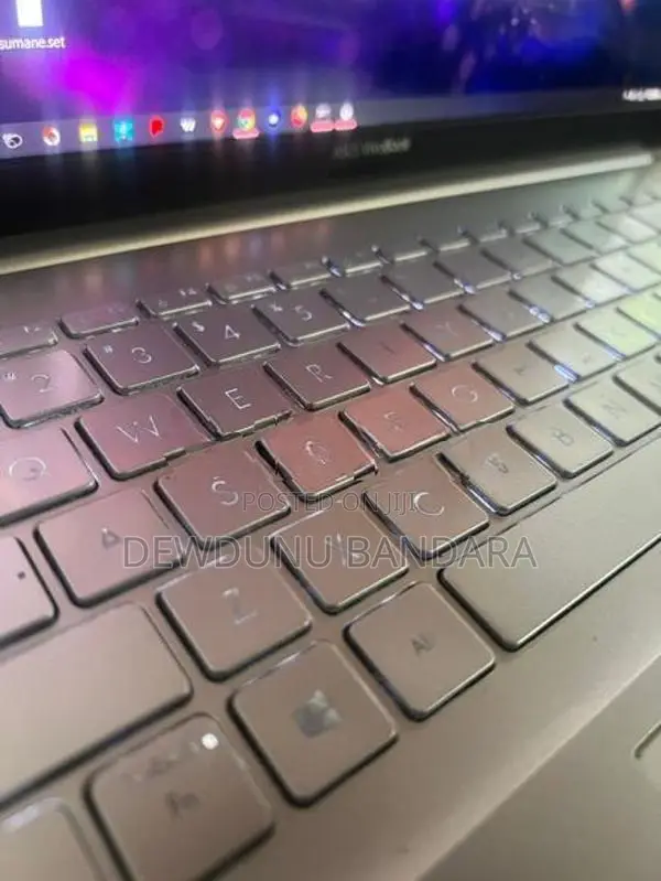 Asus VivoBook