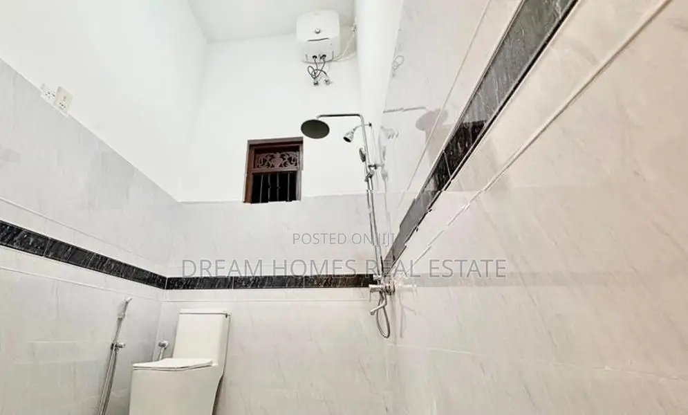 Brand New Modern 2-Bedroom House for Sale in Wadduwa