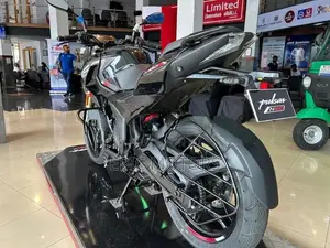 Bajaj Pulsar N160 Premium 2026