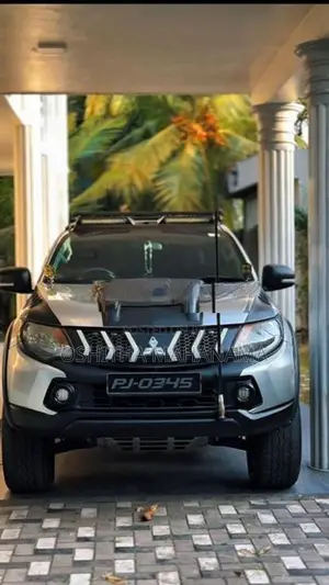 Mitsubishi Triton GSR 2016