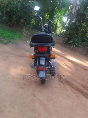 TVS XL 100 2025