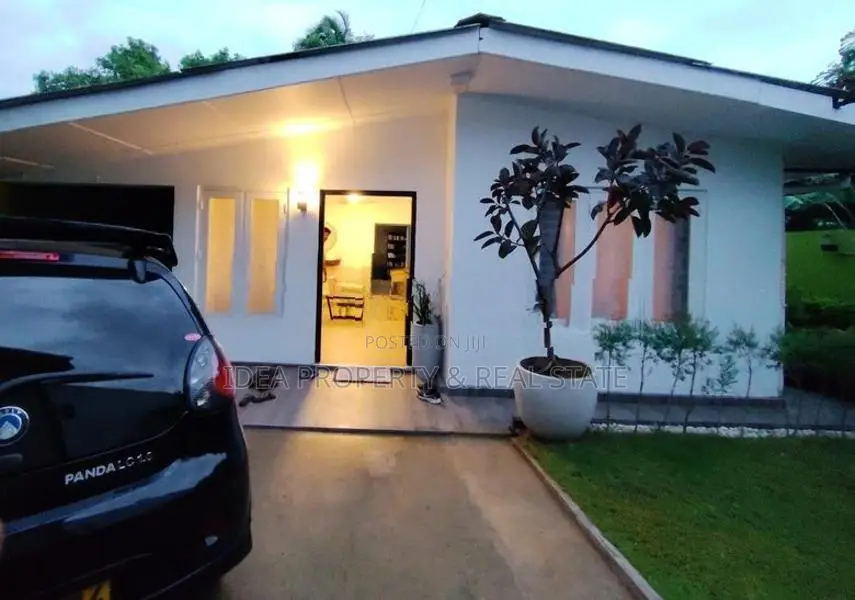 (HRS-485) Valuable Two story House for Sale in Rathmalana (Land Side)