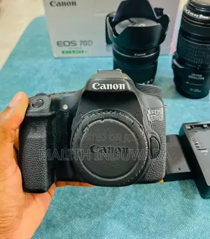 Canon 70D with two lenses