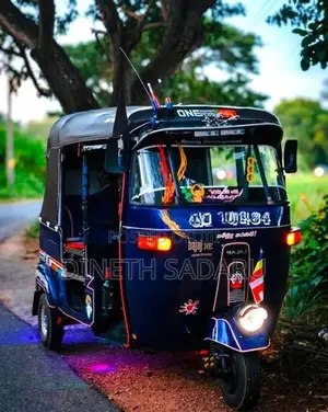Bajaj RE 2005
