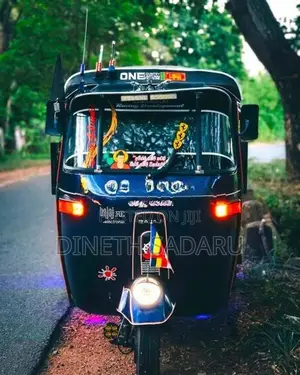 Bajaj RE 2005