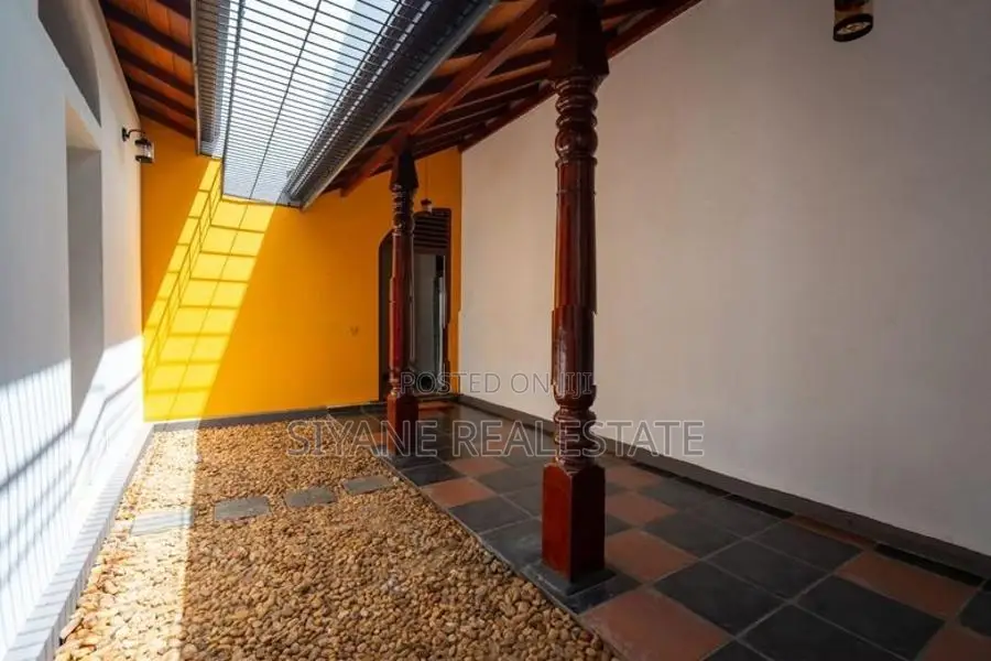 Architect-Designed Luxury House for Sale in Kohuwela