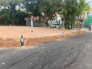 Land plot for sale in Thalahena