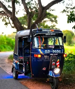 Bajaj RE 2005